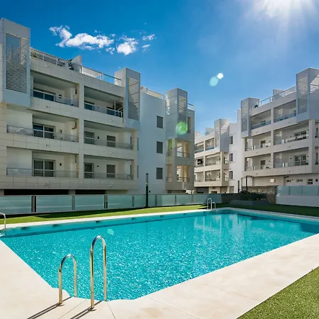 Apartment Lab-modern 3 Bedroom Near *