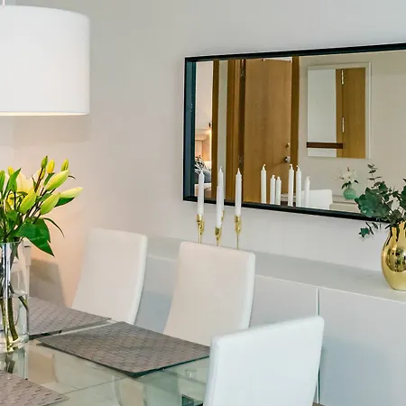 Lab-modern 3 Bedroom Near * Marbella