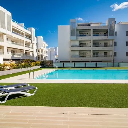 Lab-modern 3 Bedroom Near * Marbella